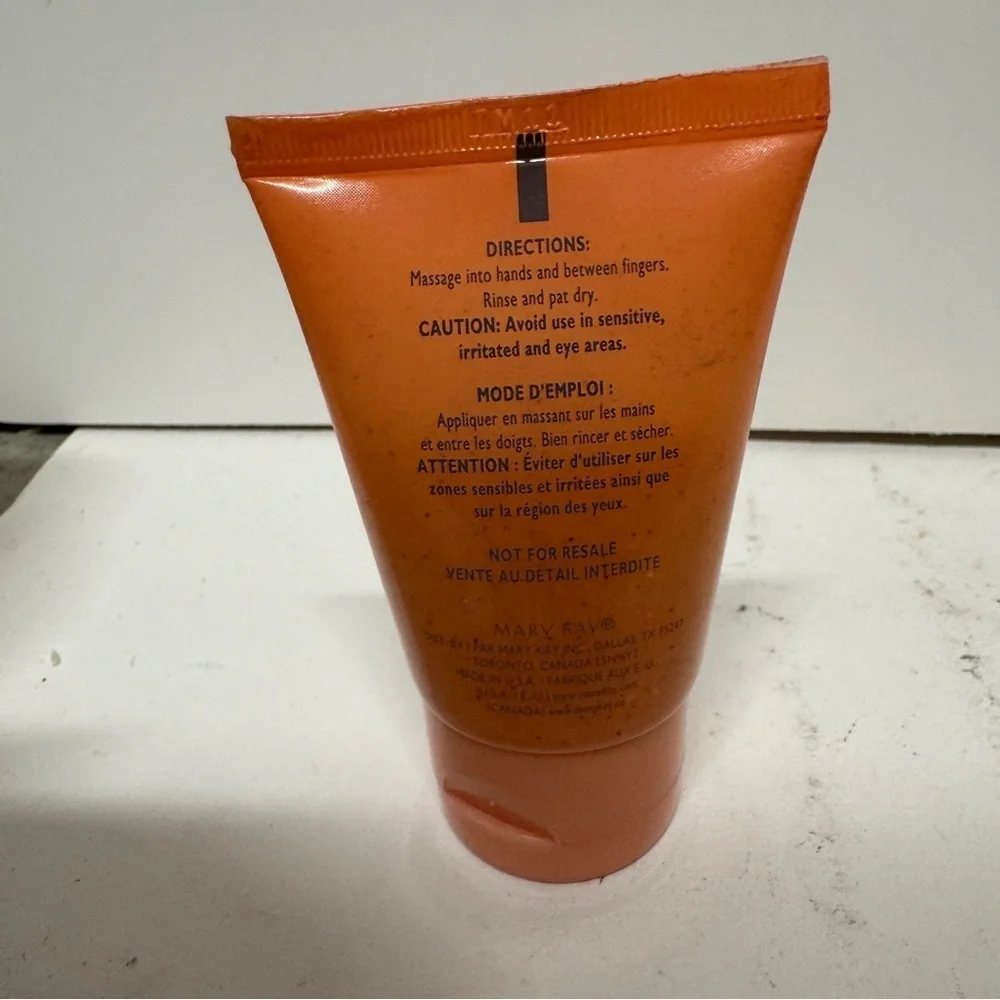 Mary Kay Satinhands Satin Smoothie Hand Scrub 2 OZ